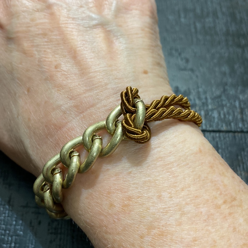 Nwy Canvas Boutique Eliza Brown Cord & Chain Bracelet!
